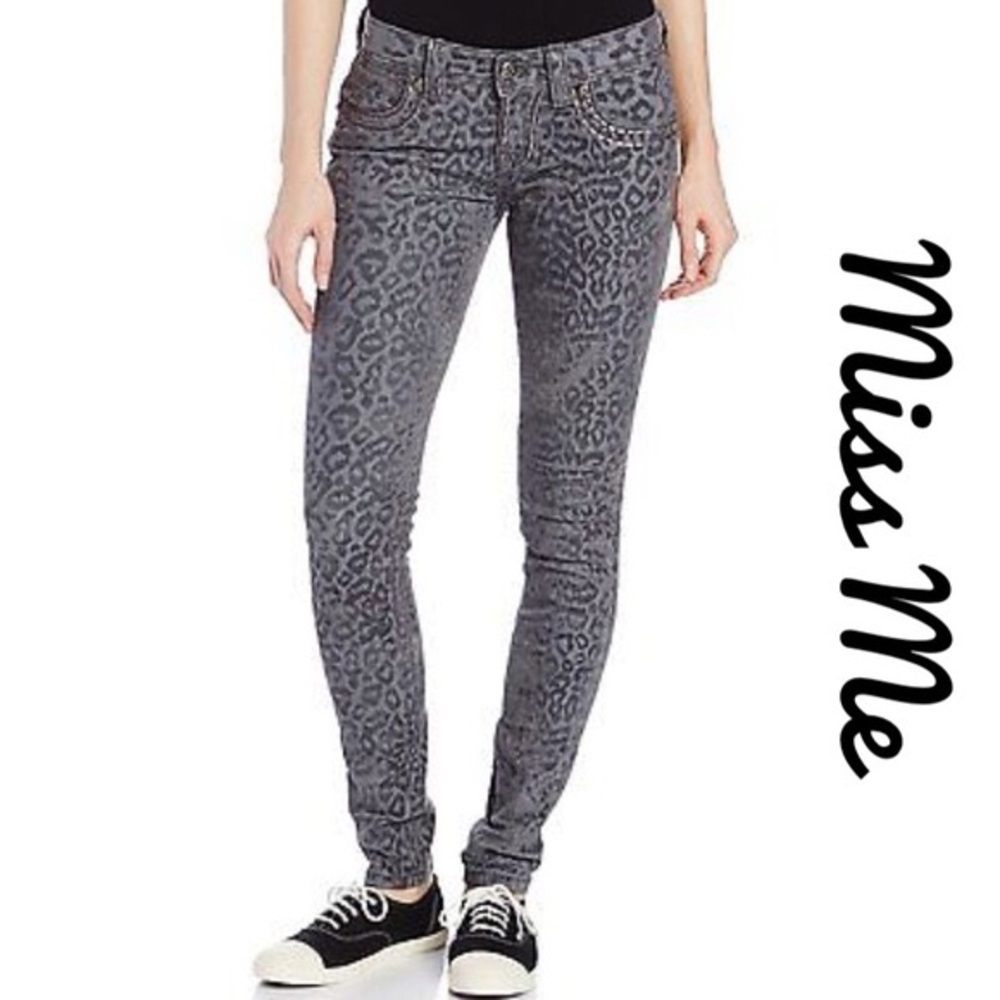✨Miss Me Cargo Women's Signature Rise Skinny Jeans✨